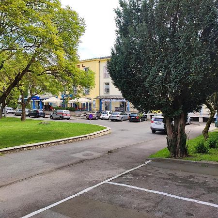 Hotel Beke Sziget Komló Buitenkant foto